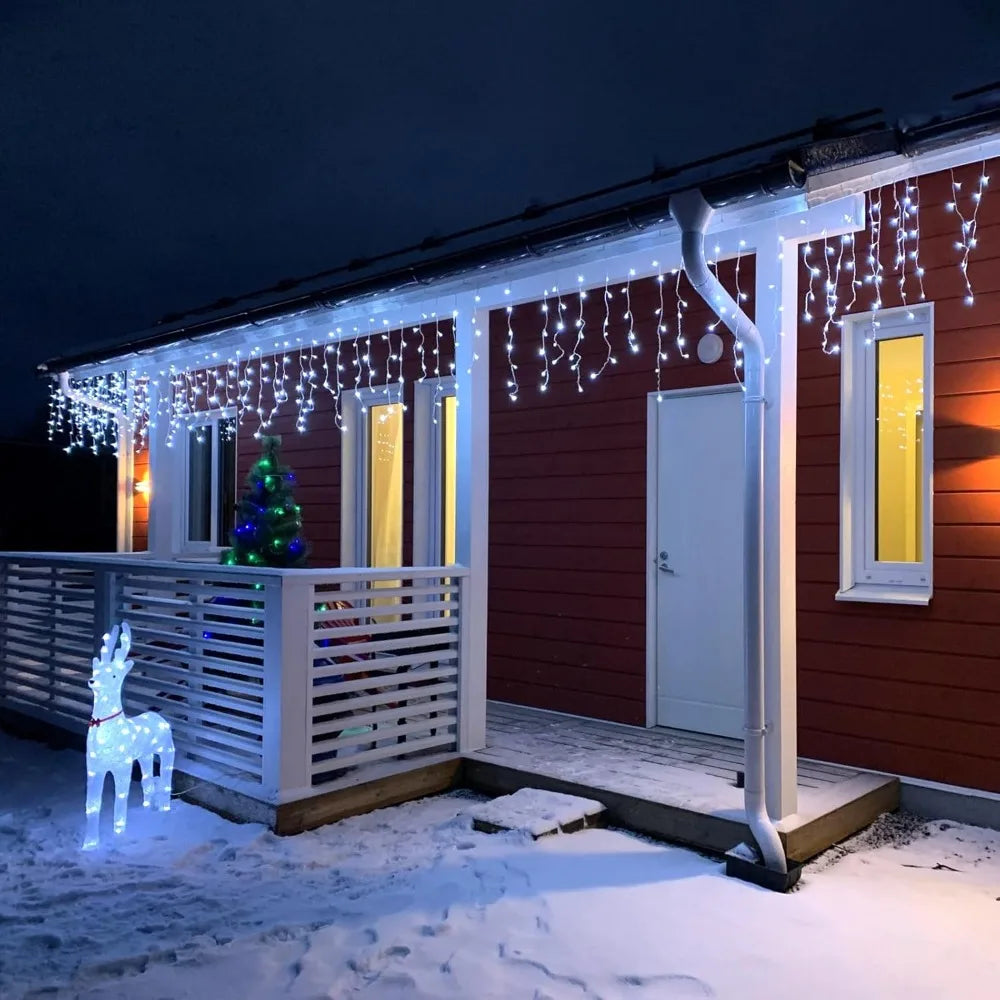 Outdoor Christmas Lights | Kosmos Seasons