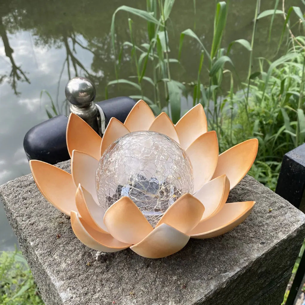 Lotus Shaped Solar Garden Lights | Kosmos Seasons