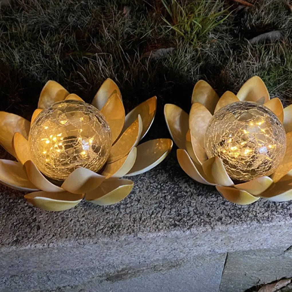 Lotus Shaped Solar Garden Lights | Kosmos Seasons